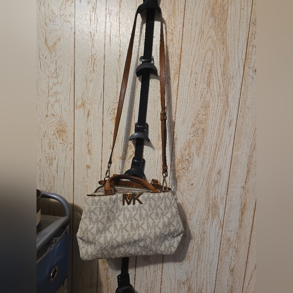 Michael Kors MK Signature Crossbody Satchel Vanilla Brown Handbag
